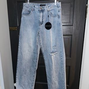 White Fox Boutique No Longer Yours Low Rise Straight Leg Jeans Vintage Mid Blue